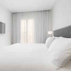 apartamentos-tandem-puerto-chico.es-andalucia.com/